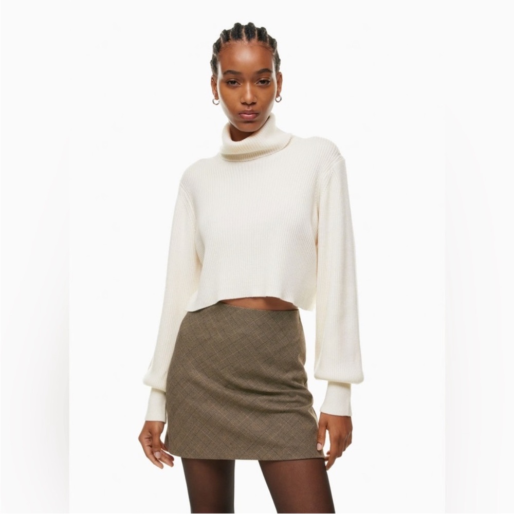 Wilfred Aritzia Rebecca Turtleneck Size M in White
